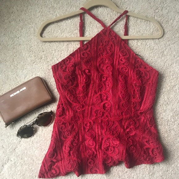 MINKPINK Flamenco Lace Halter Top NWT - Picture 3 of 4